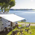 5 Pers Avec Terrasse Et Cuisine Equipee - Api-1-52-296